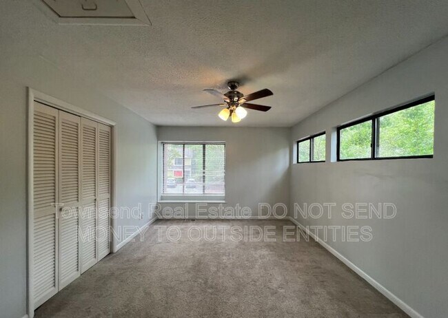 Building Photo - 501 Cypress Trace Dr