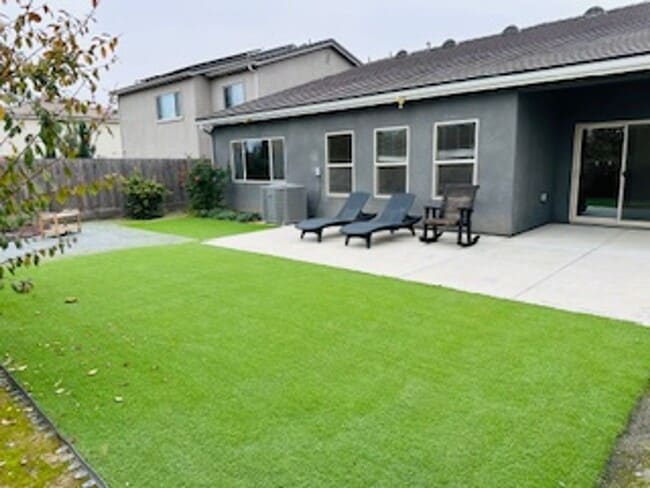 Building Photo - $2,390 Riverstone Community 3 Bd, Hwy 41 & Ave 12, Solar - Timberline Way, Madera