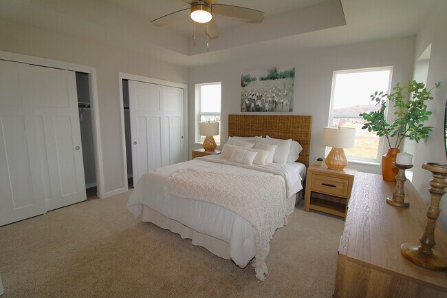 Building Photo - 4818 Suelo Rd