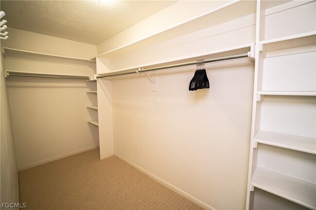 Building Photo - 3510 SE 19th Pl