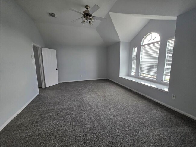 Building Photo - 12814 Mills Crossing Ln