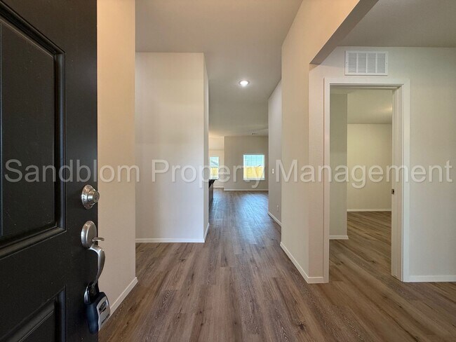 Building Photo - For Lease | Owasso New Construction | Available Now!