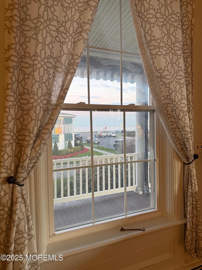 Building Photo - 20 Woodland Ave