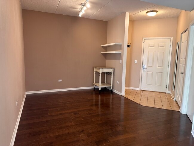 Building Photo - 720 Prestwick Ln