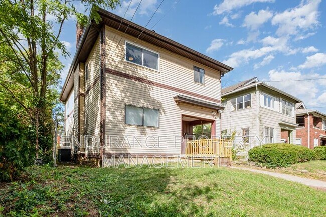 Building Photo - 2128 Crane Ave