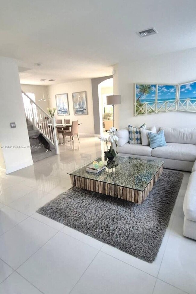 Building Photo - 8760 NW 102nd Ct