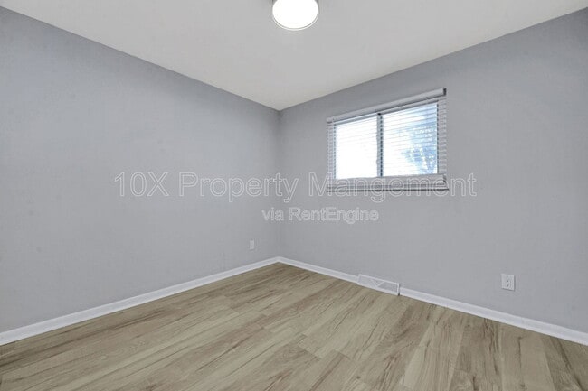 Building Photo - 1815 Woodcrest Rd
