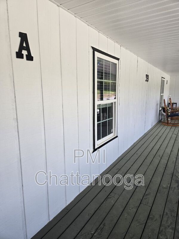Building Photo - 23 Ga Ln