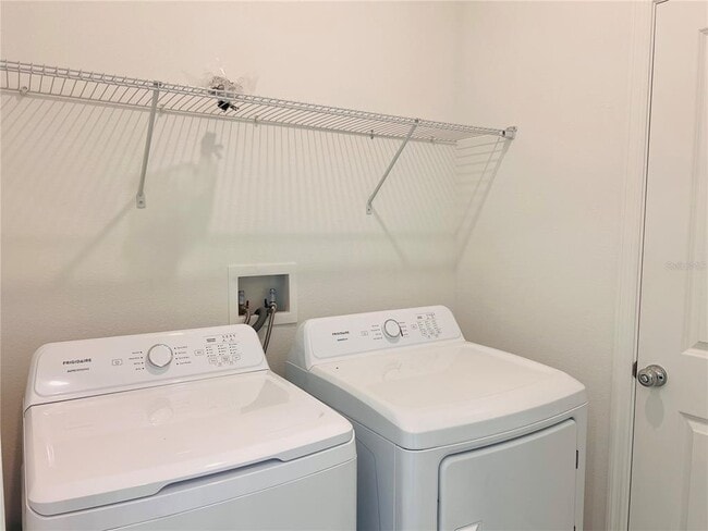 Building Photo - 4317 Riverbend Blvd