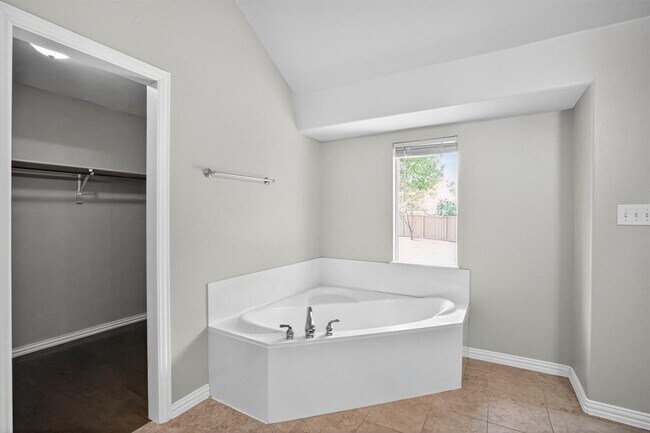 Building Photo - 1619 Shady Hillside Pass