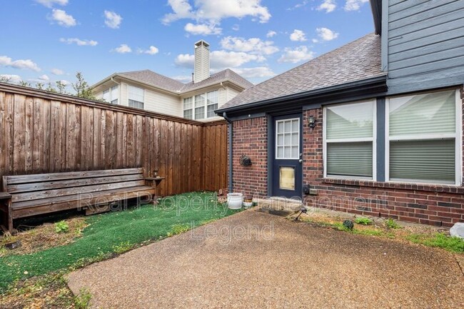 Building Photo - 6223 Bentwood Trail