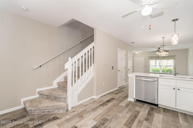 Building Photo - 1382 Hampton Park Ln