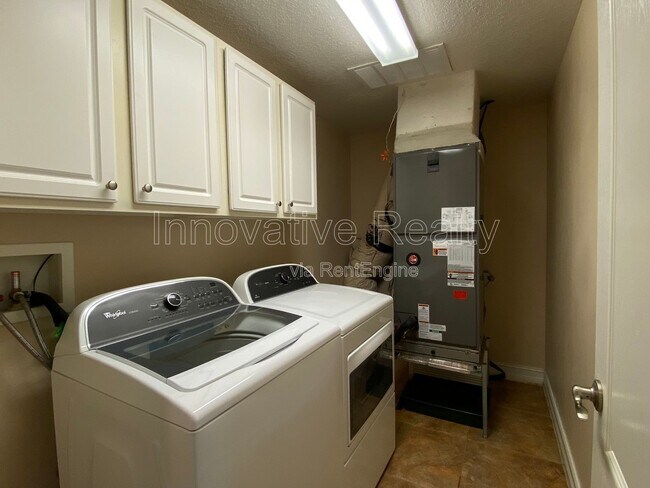 Building Photo - 4817 San Marino Cir