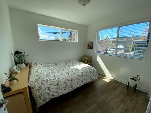 Building Photo - Keep $500! Modern Townhouse in South Park!