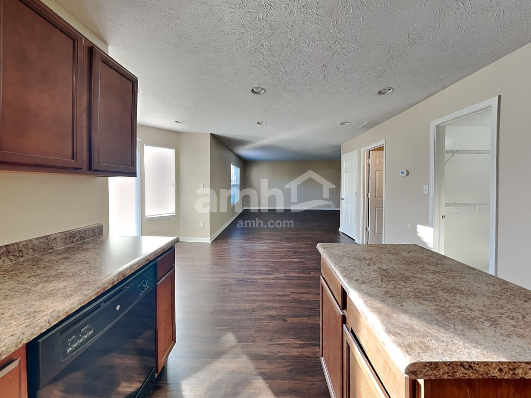 Building Photo - 12711 Buck Run Dr