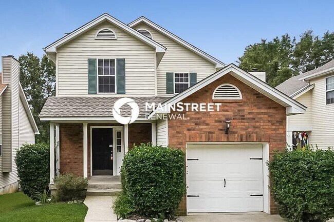 Building Photo - 3 Bedroom Pet-Friendly Home in Nashville, TN with Main Street Renewal