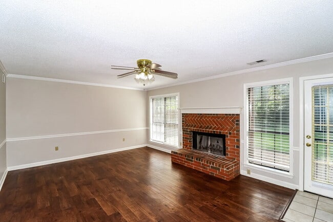 Building Photo - 6487 Tarus Dr