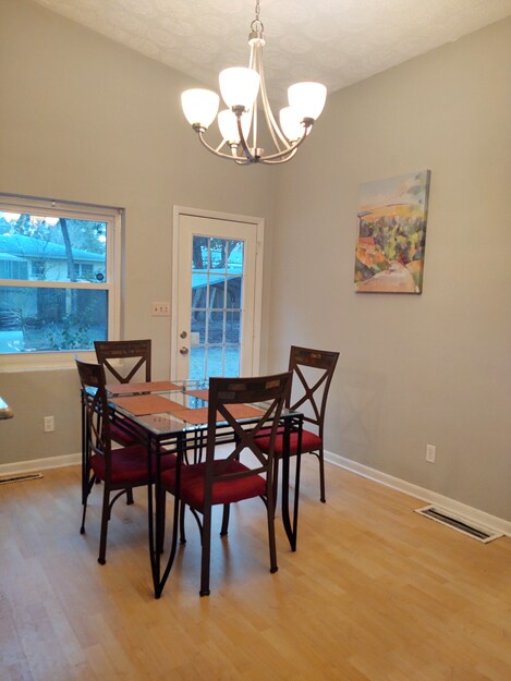 dining area - 5327 Playa Way