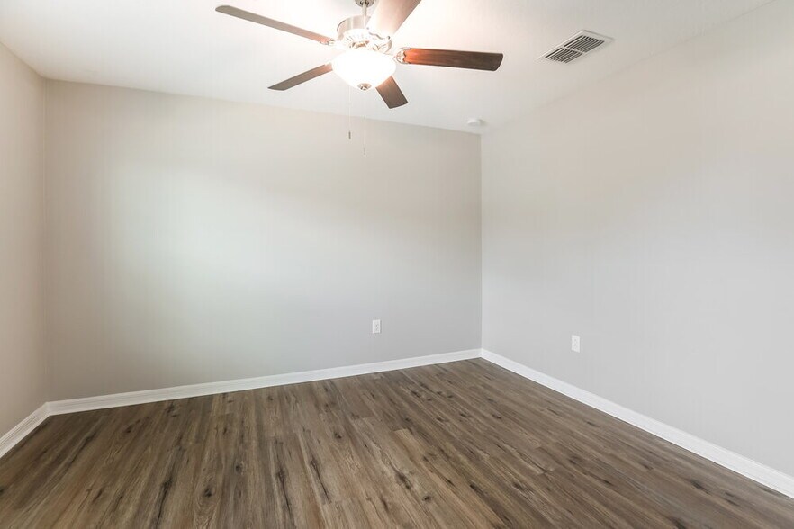 Building Photo - 5421 Rainwood Meadows Dr