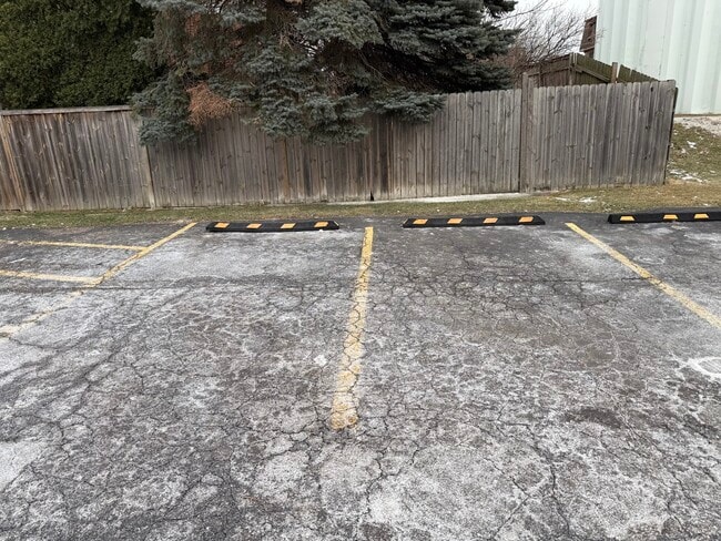 Building Photo - 4208 Central Rd