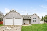 Building Photo - 6903 Hardwood Dr
