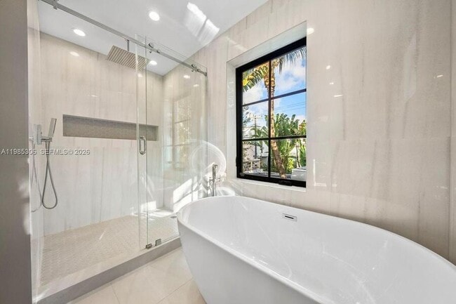 Building Photo - 151 NE 43rd St