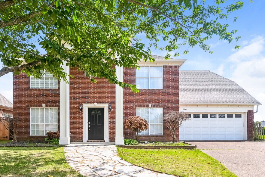 Primary Photo - 6341 Fairway Heights Cove