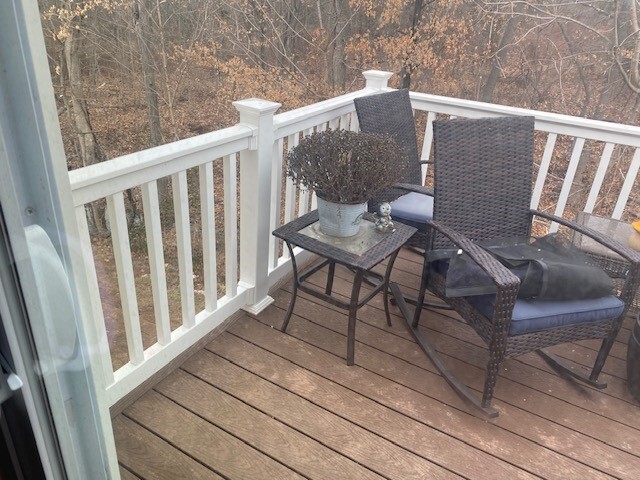 Brand New Deck - 1726 Rosewood Ct