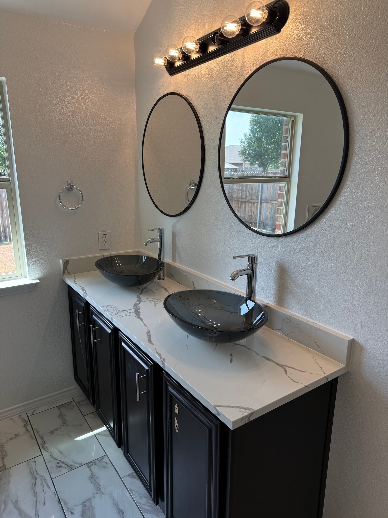 Building Photo - 2815 Briarbrook Dr