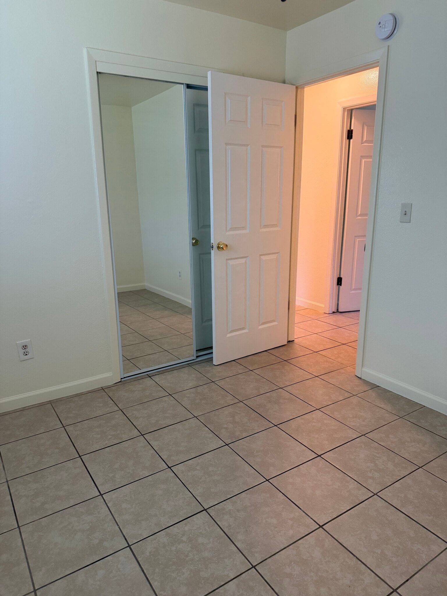 Building Photo - 1228 Payne Ct