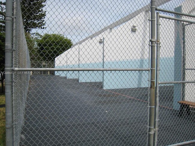 Building Photo - 7703 Camino Real
