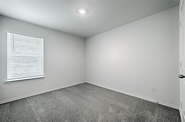 Building Photo - 598 Minnie Ln