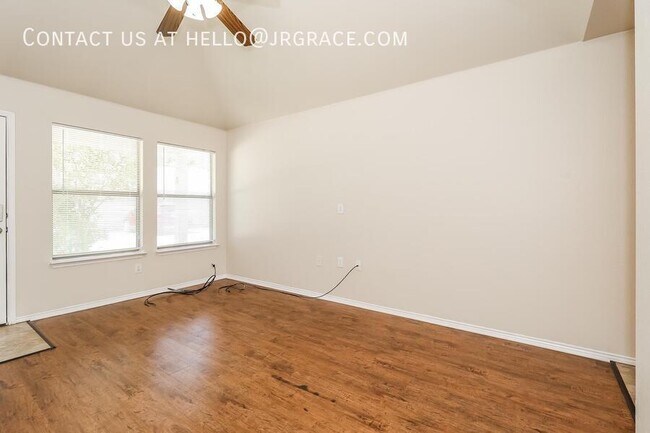 Building Photo - 136 Stewart Bend Ct
