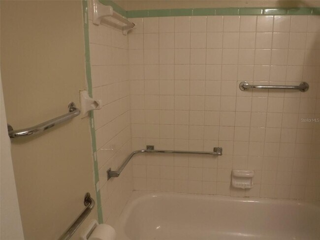 Building Photo - 5015 Allner St