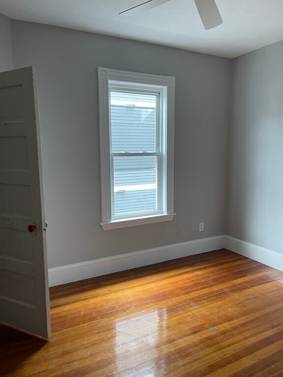 Building Photo - 700 Boston Post Rd