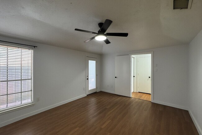 Building Photo - 3-Bedroom Home for Lease in Rowlett – Cul-...