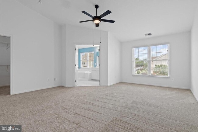 Building Photo - 22576 Welborne Manor Square