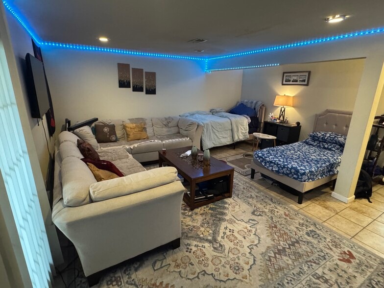 Building Photo - 7473 Wounded Knee Rd