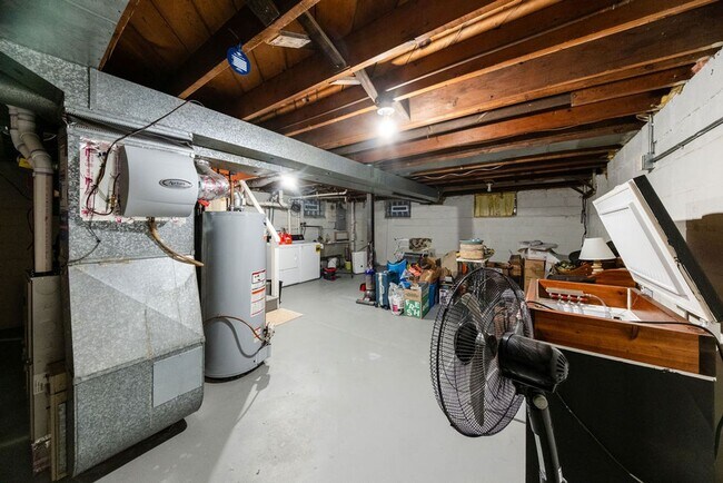 Building Photo - Charming 3brm/2ba house near Como Park!