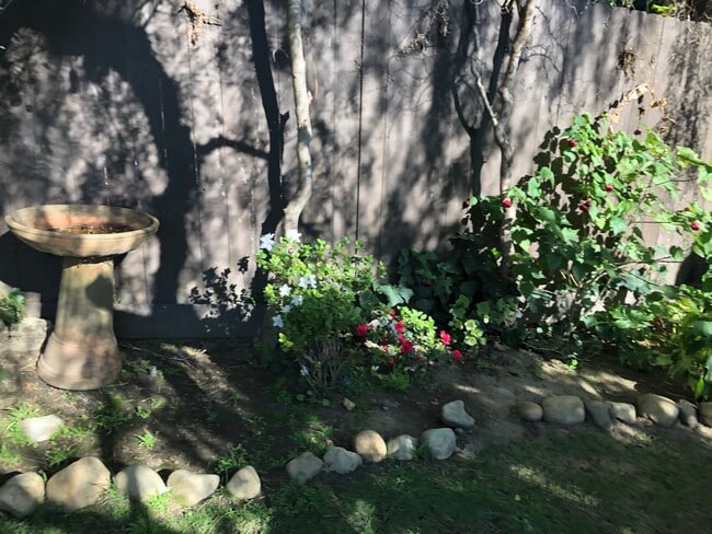 Flowers - 2818 S Barrington Ave