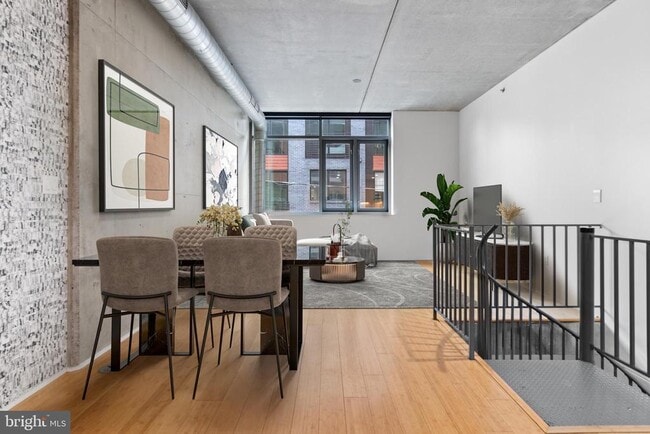 Building Photo - 1352 South St