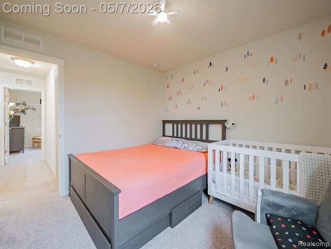 Building Photo - 8640 Quincy Dr
