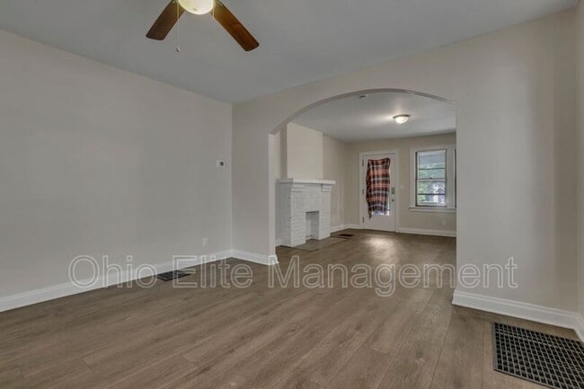 Building Photo - 43 N Chase Ave