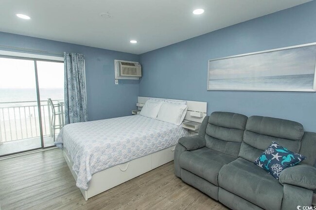 Building Photo - 1207 S Ocean Blvd