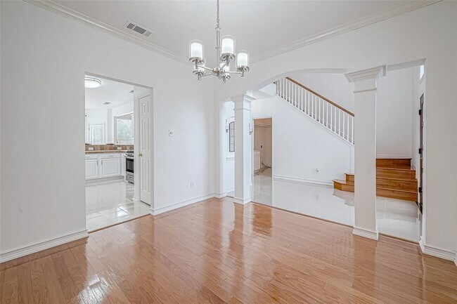 Building Photo - 6819 Oakbranch Manor Ln
