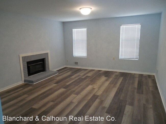 Building Photo - 4 br, 2 bath House - 107 Springlakes Circle