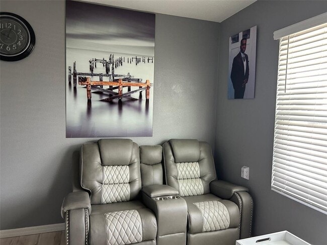 Building Photo - 845 Ambleside Dr