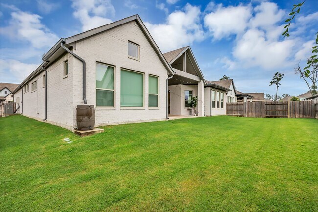 Building Photo - 17415 Violet Vineyard St