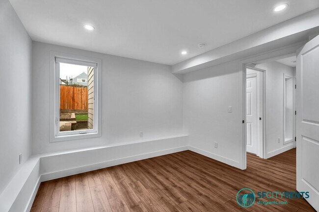 Building Photo - Richmond District: Newly Renovated Single Family Home w/ Smart Features & EV-Ready Garage