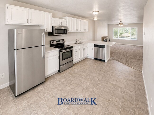 Building Photo - 325 Baird Cir